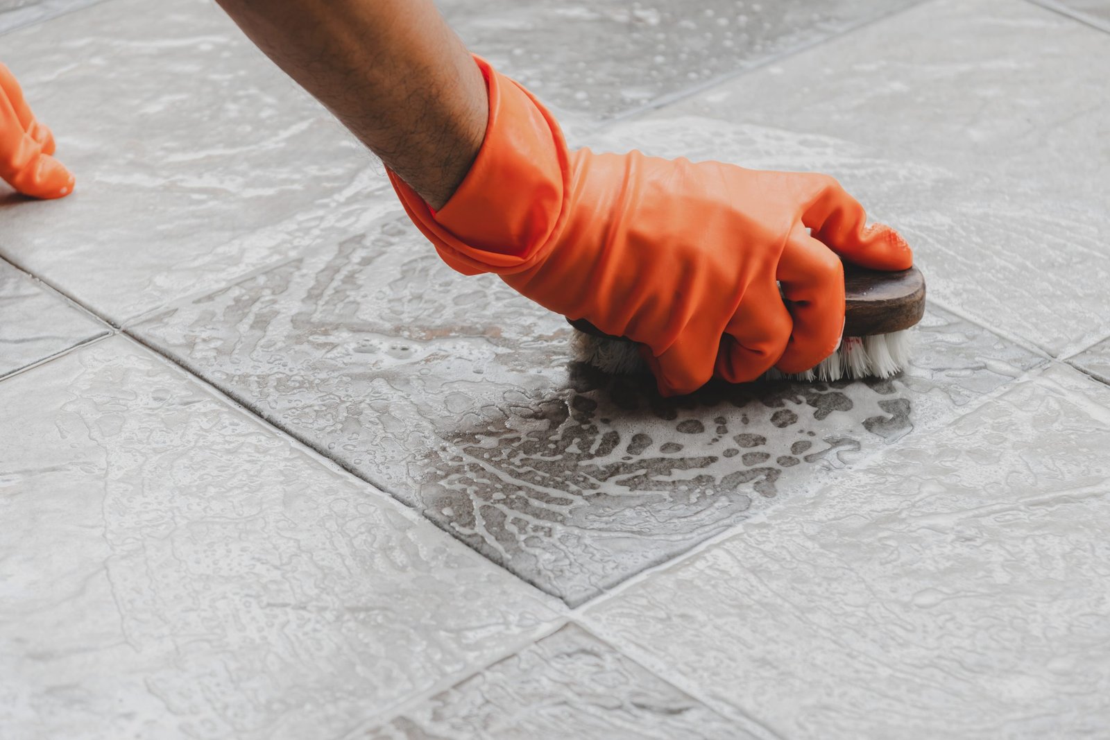 Floor-and-Tile-Cleaning