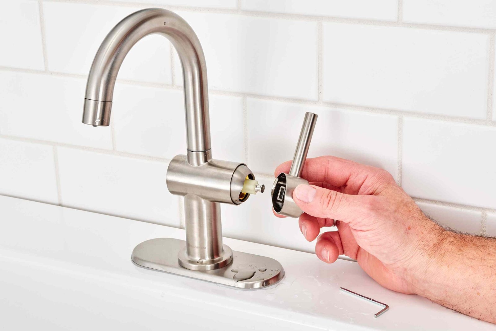 Tap-and-Faucet-Repair-1